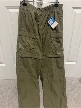 Columbia Olive Green Zip-Off Cargo Pants